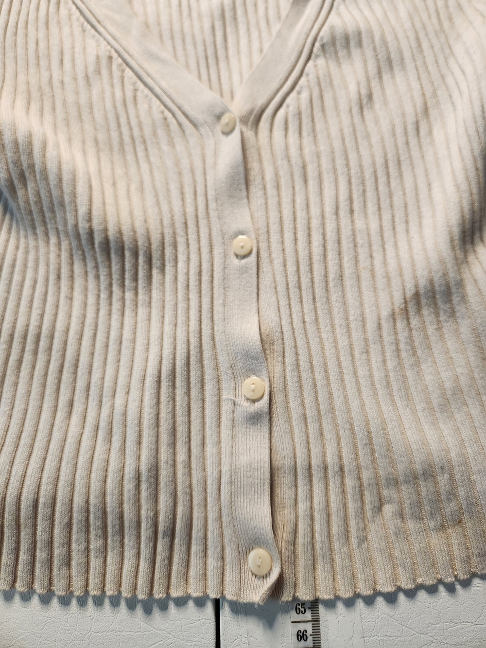 H&M Cream Ribbed V-Neck Button Cardigan - Picture 3 of 4